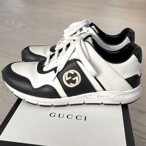 AUTH Gucci GG sneakers size 37 with box